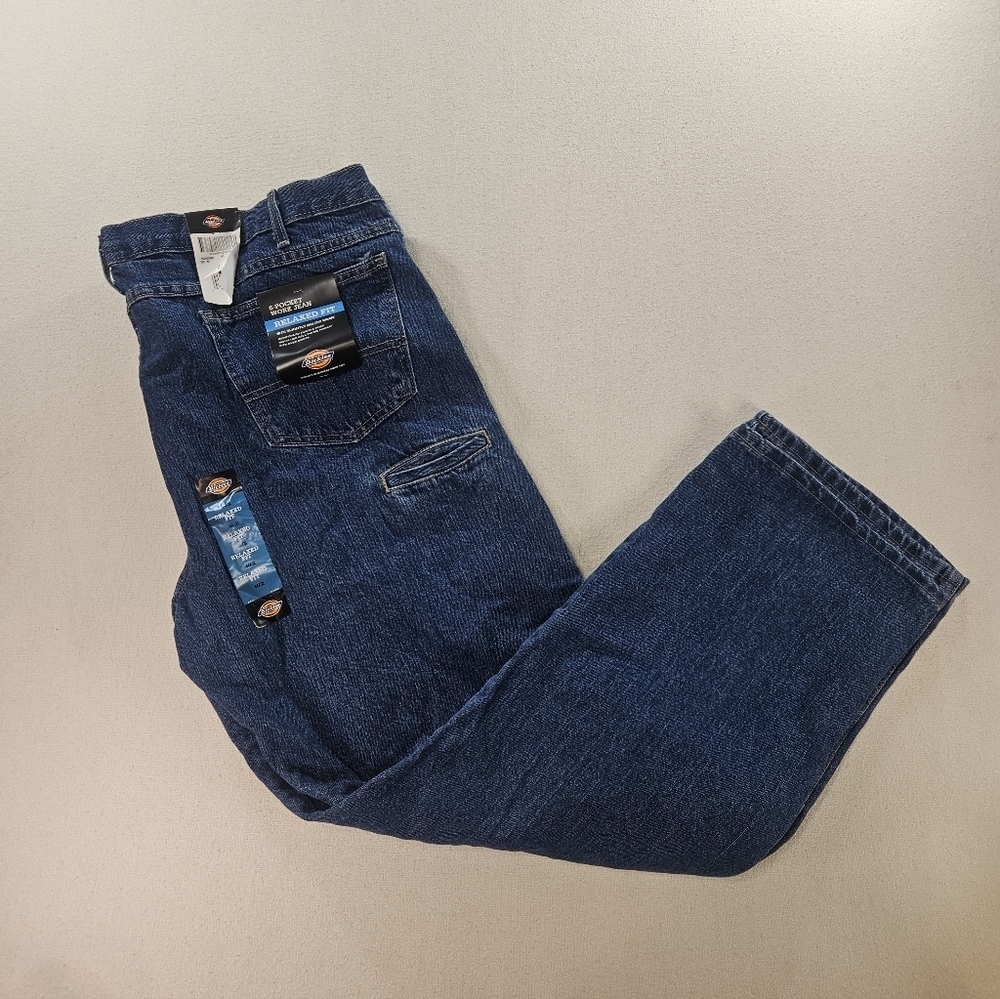Dickies Relaxed Work Jeans 44x32 NWT - Picture 2 of 9